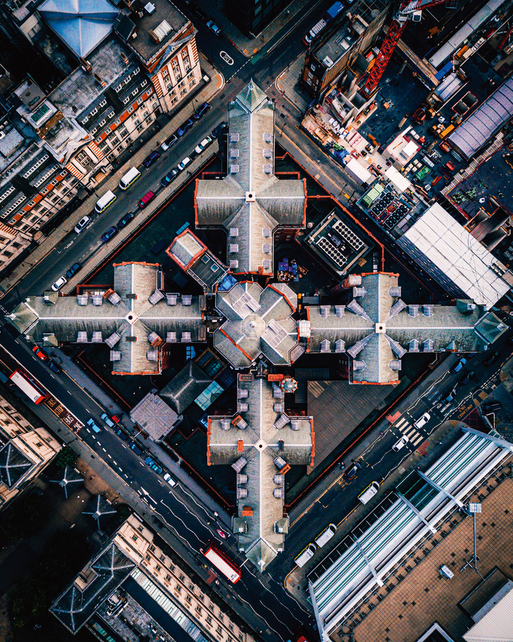 UCL Cruciform Building.