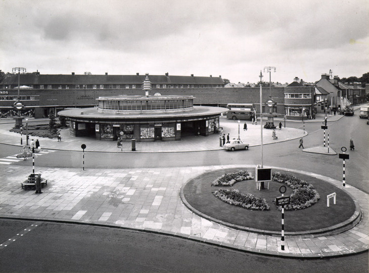 Southgate staion