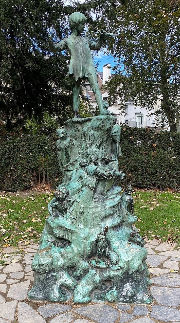 A statue of Peter Pan in Brussels