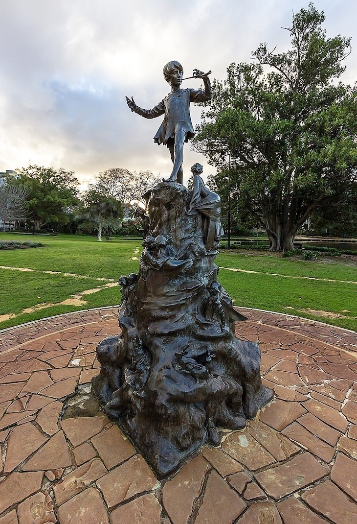 Perth's Peter Pan statue