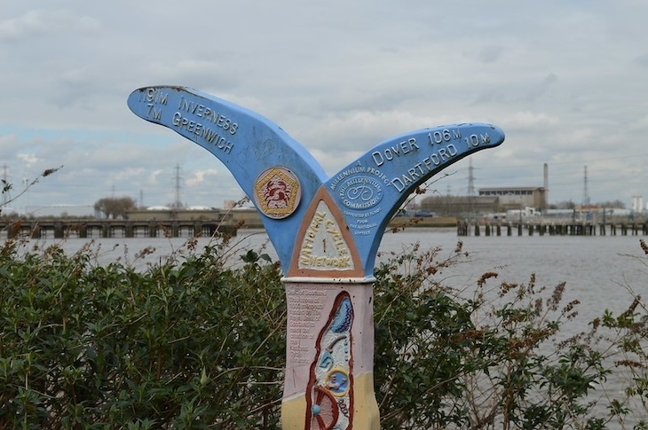 A sustrans signpost on the thames