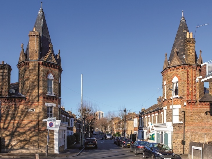 Gateway to Shaftesbury Park estate