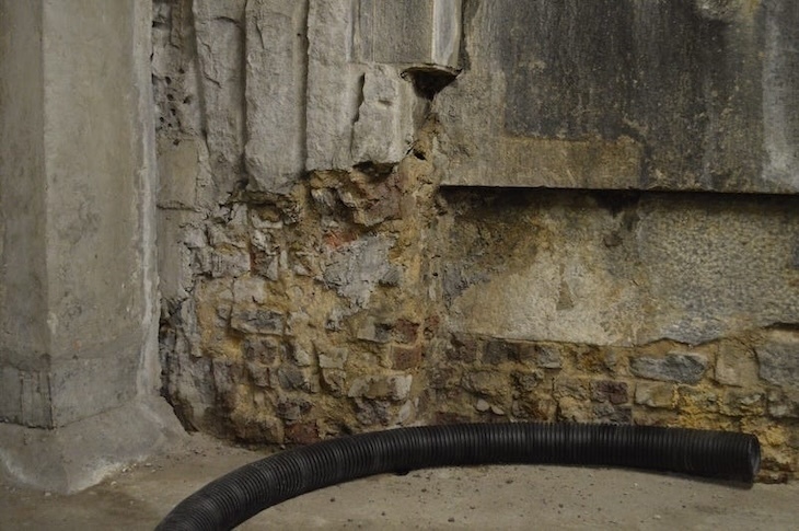 Remnants of John Rennie's London Bridge at the northern end.
