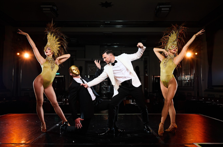Things to do in London today: cabaret performers on stage in London Never Dies