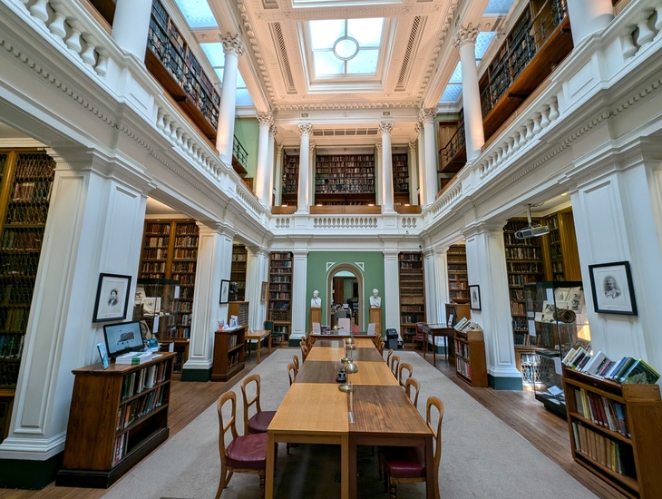  A very grand looking library