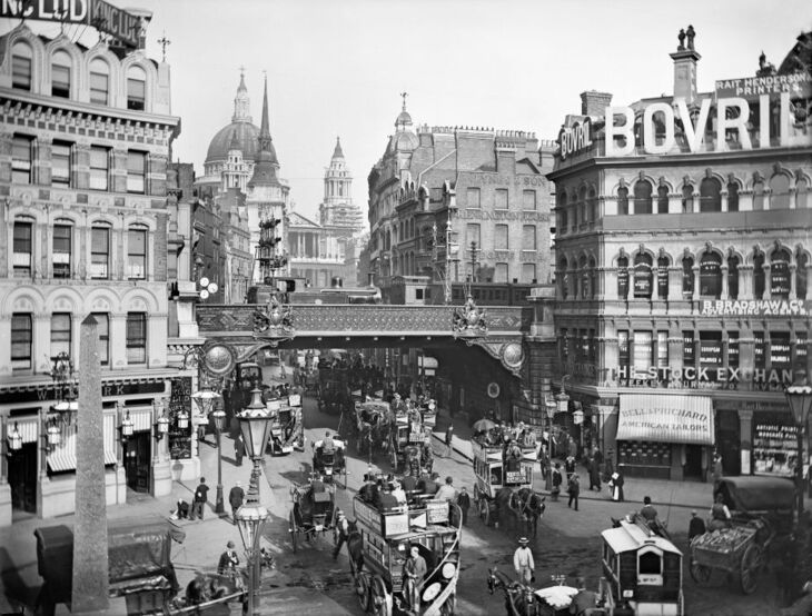 A busy Ludgate Circus