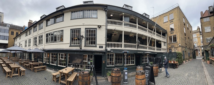 London pubs: the exterior of the coaching inn