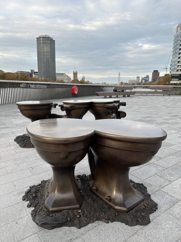 Toilet sculptures