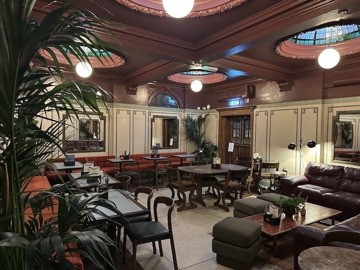 The Black Eel pub in Dalston