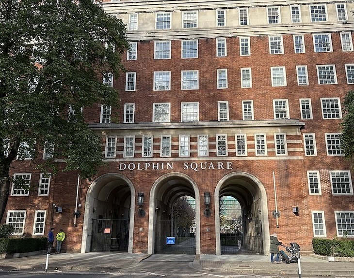 Dolphin Court in Pimlico
