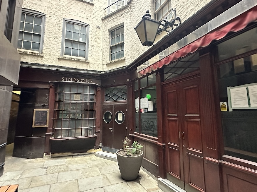 Simpson's chophouse in the city of london