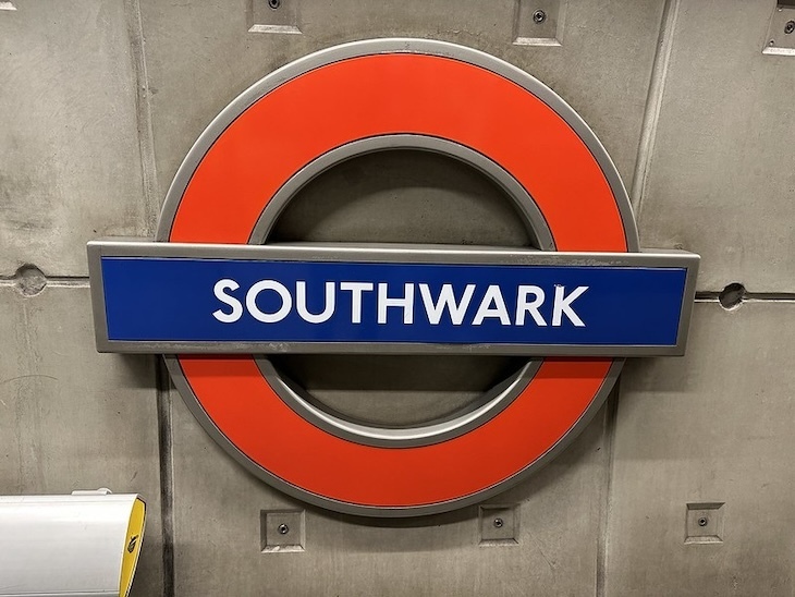 Southwark roundel
