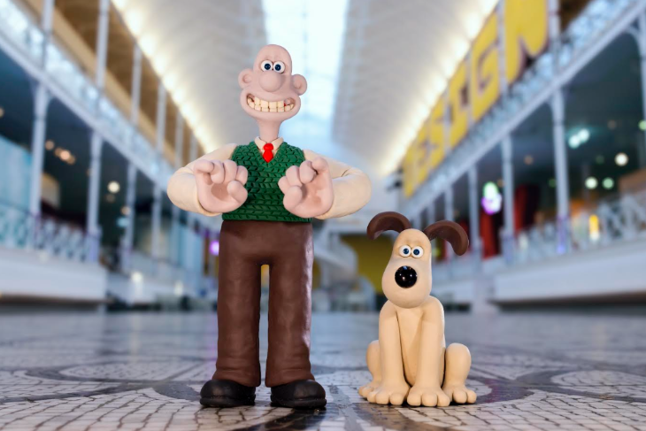 Wallace & Gromit inside the V&A