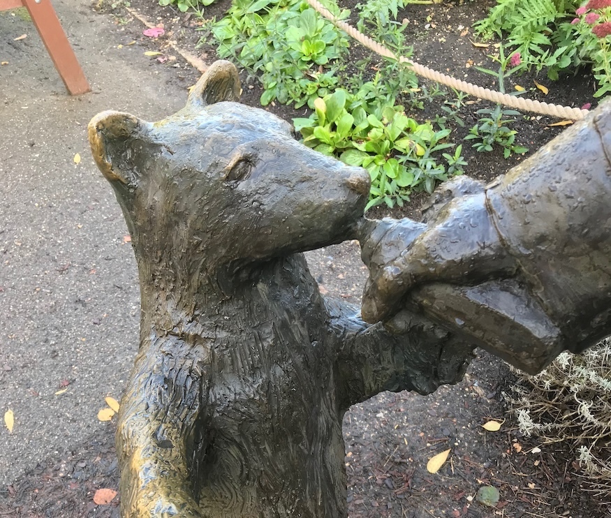 Winnie the Pooh sculpture