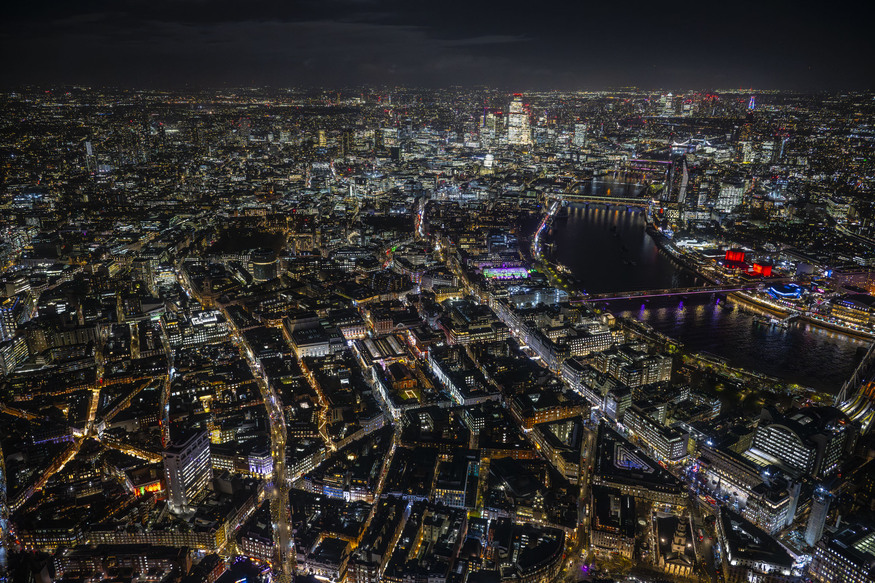 A Christmasy London from above at night