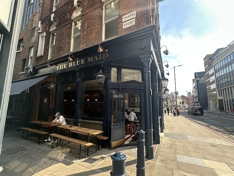 The Blue Maid in Borough