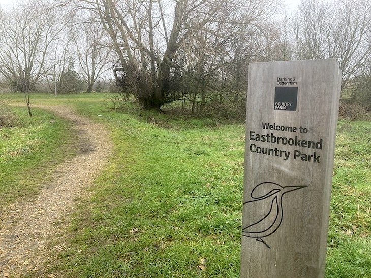 Eastbrookend country park