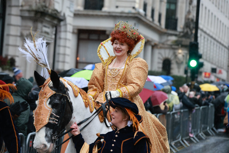 London New Year's Day Parade 2026: a woman dressed as Queen Elizabeth I riding on a horse