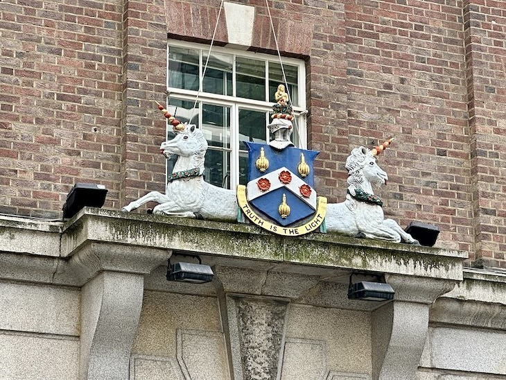 Two unicorns atop a pediment