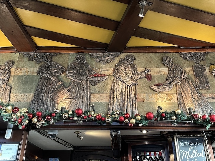 Blackfriar decoration