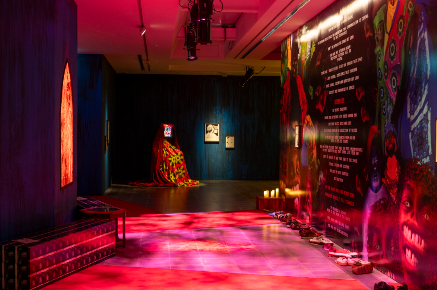 What's on in London today: a gallery room with writing on a wall