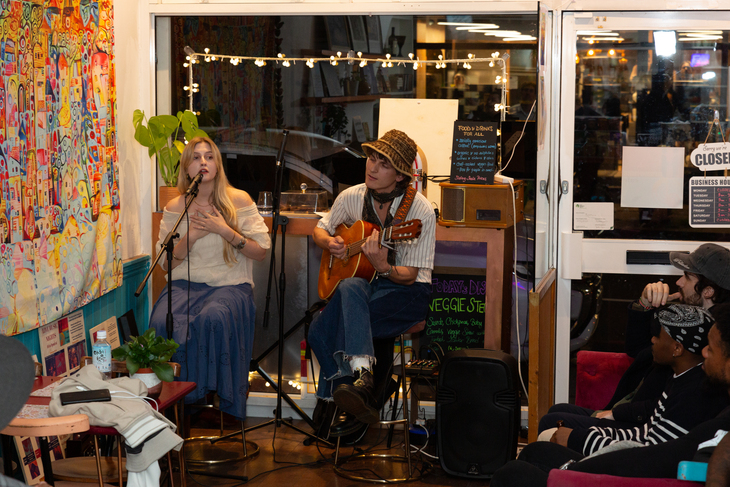 Musicians playing a the cafe