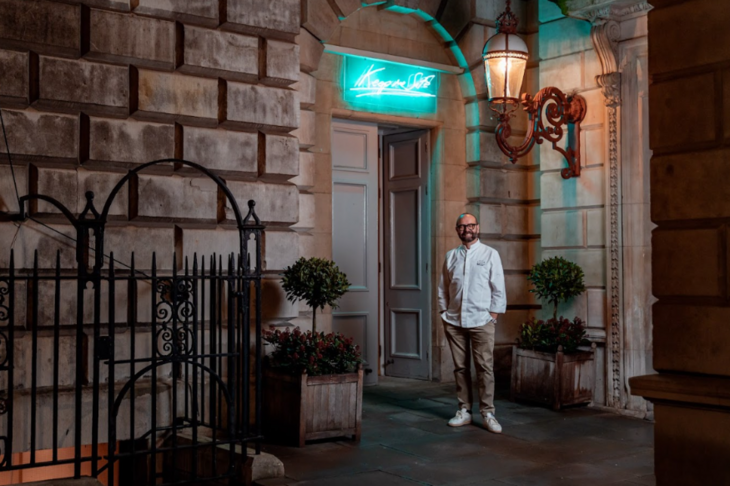 Jose Pizarro outside a restaurant