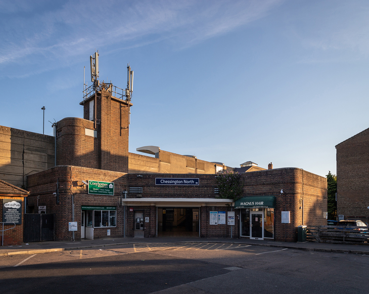 A bricky art deco station