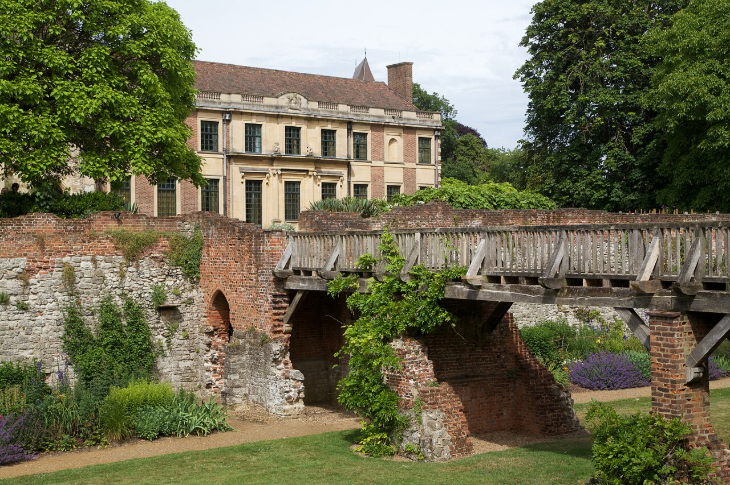 Best London gardens to visit: a wooden bridge in a garden