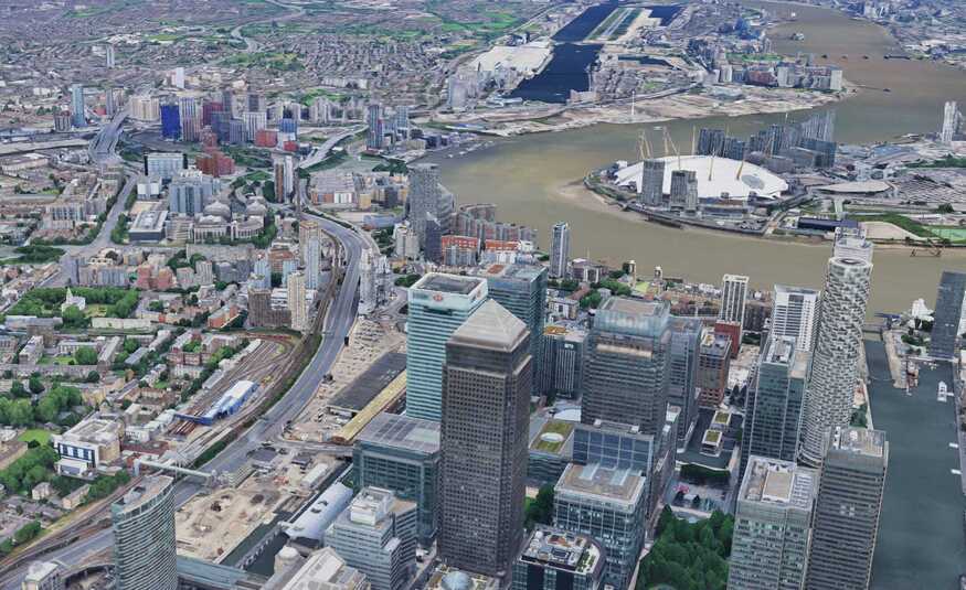 West India Docks اليوم كما هو موضح في عرض القمر الصناعي