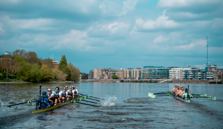 Easter weekend events in London: two boats being rowed side by side down the Thames
