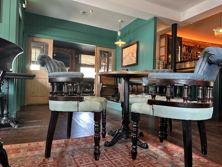 Colourful interior of the Red Lion in Barnes