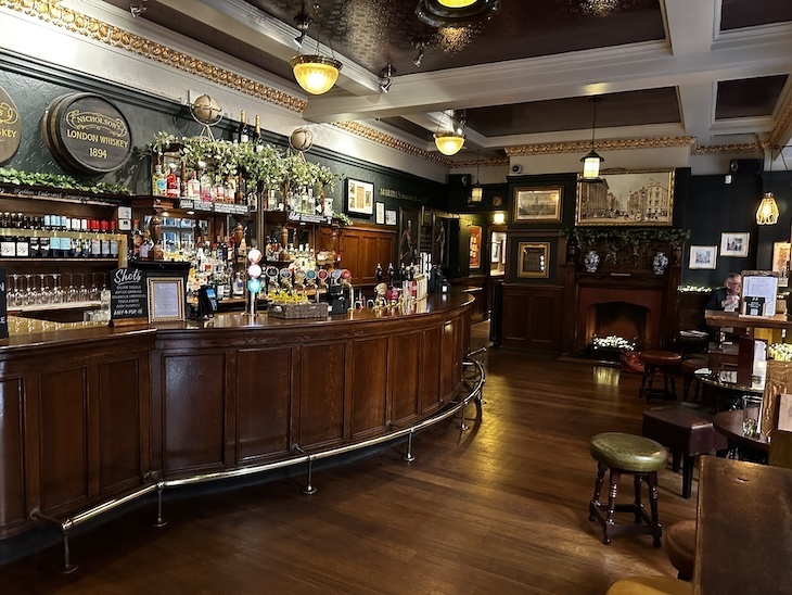 Williamsons tavern in the city of London