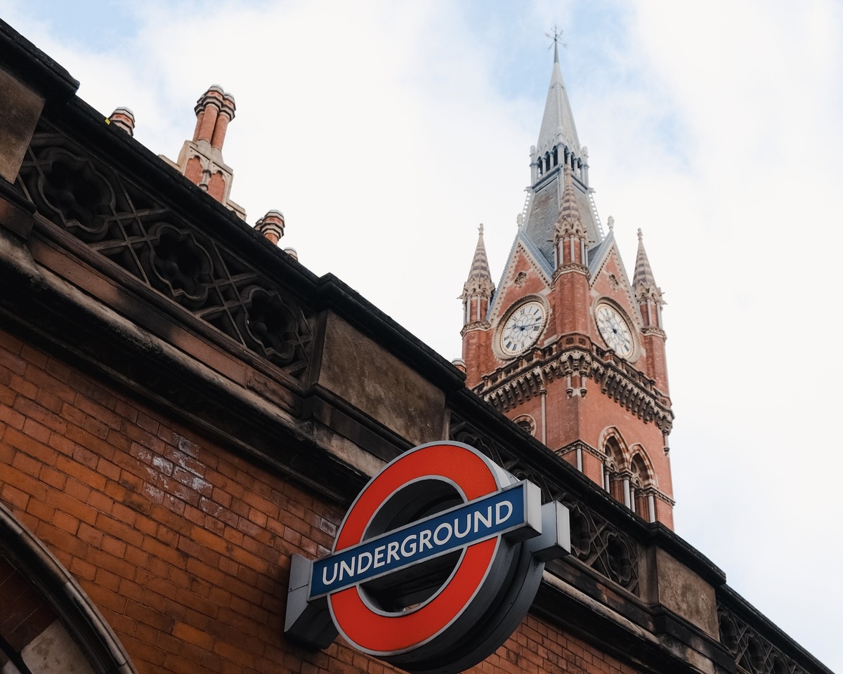 Watch Live Opera In The St Pancras Clock Tower