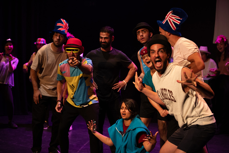 The cast of  Ali in Wonder(Eng)land