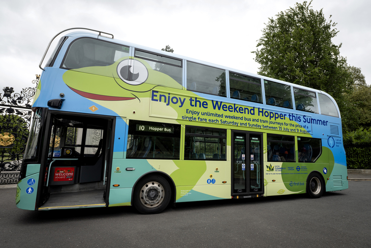 A hopper fare bus