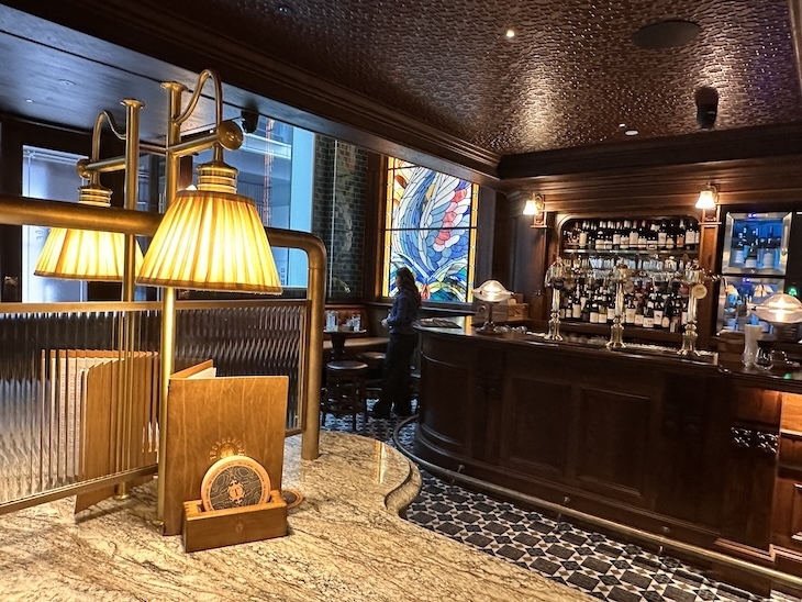 Inside the wild swan in holborn