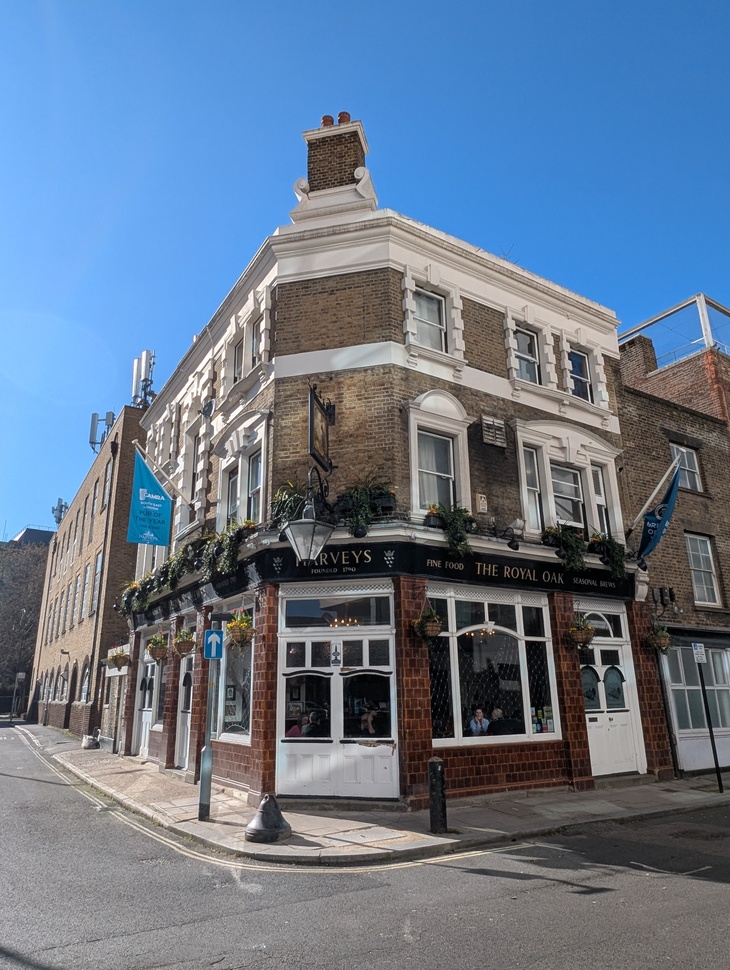 The Royal Oak - exterior
