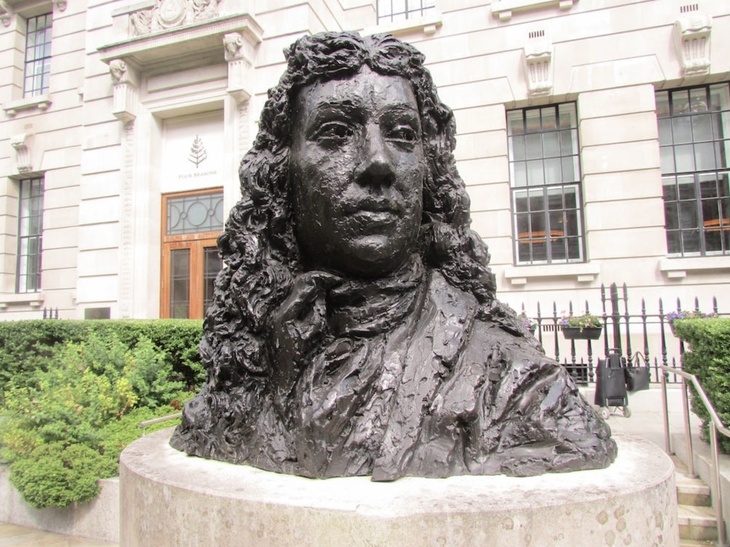 A bust of Samuel Pepys