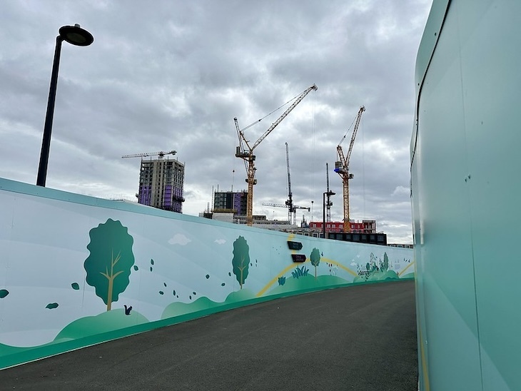 Brent Cross Town behind builders' hoardings
